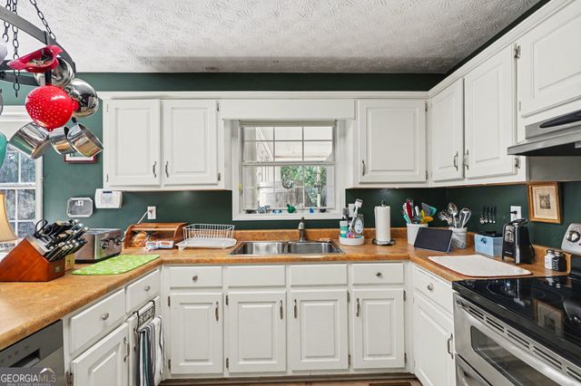 35 Summit Drive, Covington, GA 30016