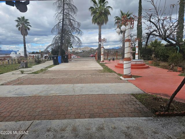 714 E Skyline Drive, Nogales, AZ 85621