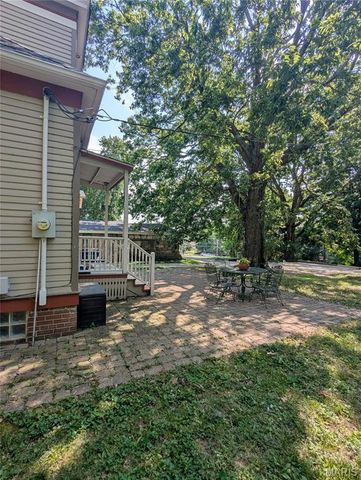 333 N Third, Greenville, IL 62246