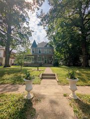 333 N Third, Greenville, IL 62246