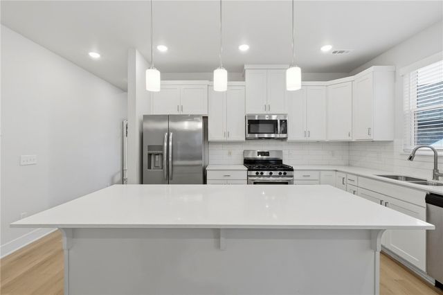 3802 SW Pinecrest Drive, Bentonville, AR 72713