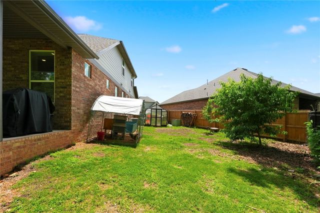 3802 SW Pinecrest Drive, Bentonville, AR 72713