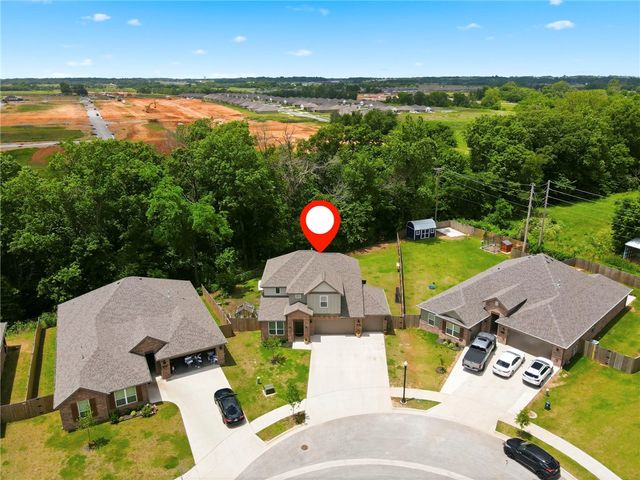 3802 SW Pinecrest Drive, Bentonville, AR 72713