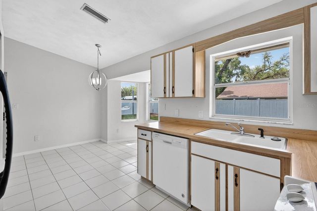 696 SAYBROOK STREET, Port Orange, FL 32127