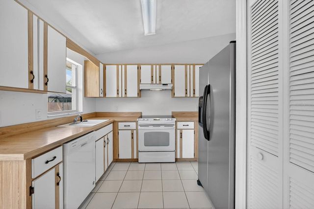 696 SAYBROOK STREET, Port Orange, FL 32127