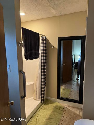 7215 N Ruggles Ferry Pike, Knoxville, TN 37924