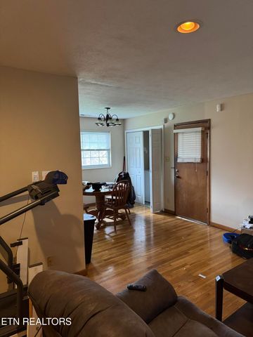 7215 N Ruggles Ferry Pike, Knoxville, TN 37924