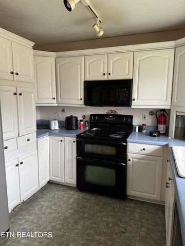 7215 N Ruggles Ferry Pike, Knoxville, TN 37924