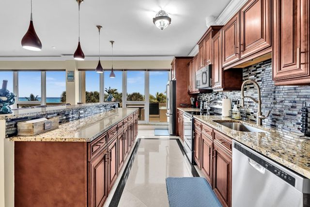 4020 Galt Ocean Drive 111, Fort Lauderdale, FL 33308