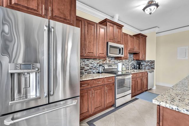 4020 Galt Ocean Drive 111, Fort Lauderdale, FL 33308