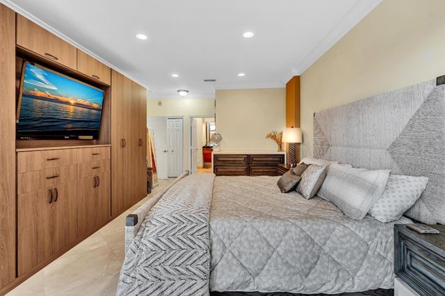 4020 Galt Ocean Drive 111, Fort Lauderdale, FL 33308