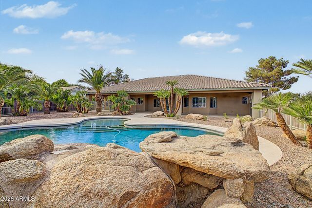 17807 W Stella Lane, Waddell, AZ 85355