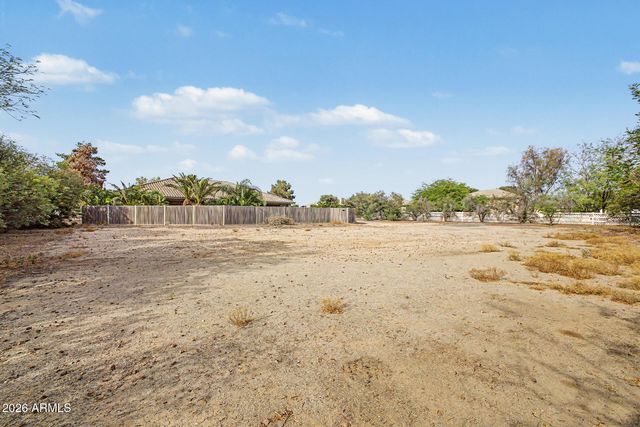 17807 W Stella Lane, Waddell, AZ 85355