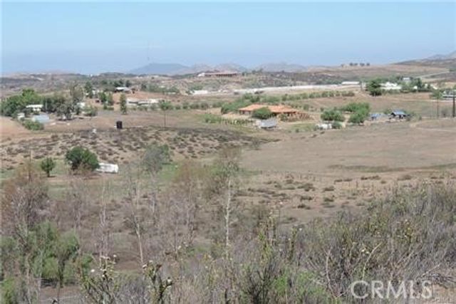 42600 San Ignacio, Hemet, CA 92544