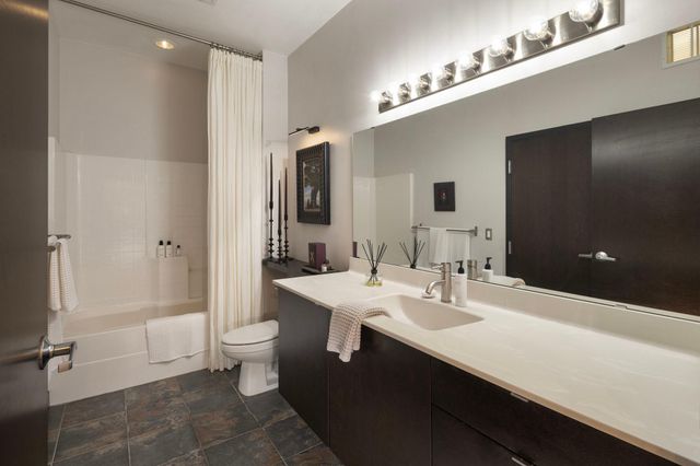 618 Washington Avenue N 304, Minneapolis, MN 55401