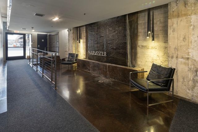 618 Washington Avenue N 304, Minneapolis, MN 55401