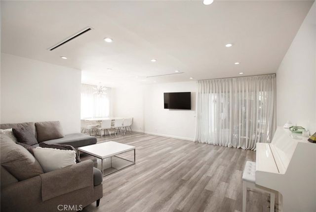 729 E Providencia, Burbank, CA 91501