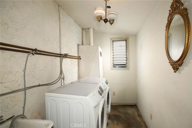 729 E Providencia, Burbank, CA 91501