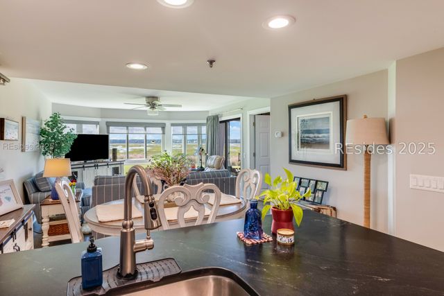 5 Newport Drive Drive 2105, Hilton Head Island, SC 29928