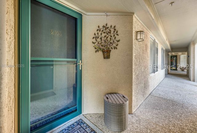 5 Newport Drive Drive 2105, Hilton Head Island, SC 29928