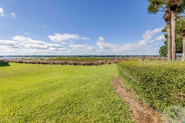 5 Newport Drive Drive 2105, Hilton Head Island, SC 29928