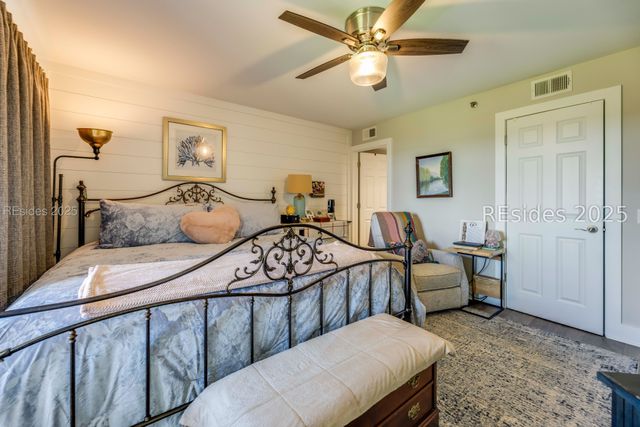 5 Newport Drive Drive 2105, Hilton Head Island, SC 29928