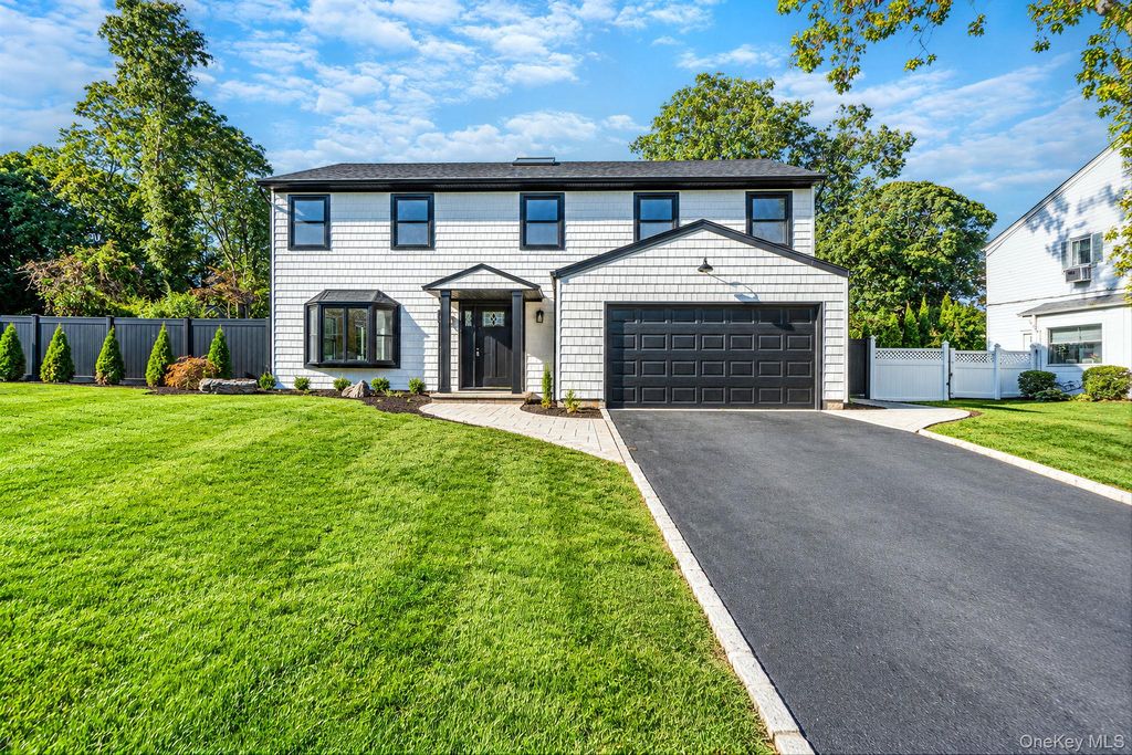 84 Empress Pines Drive, Nesconset, NY 11767 — photo 2