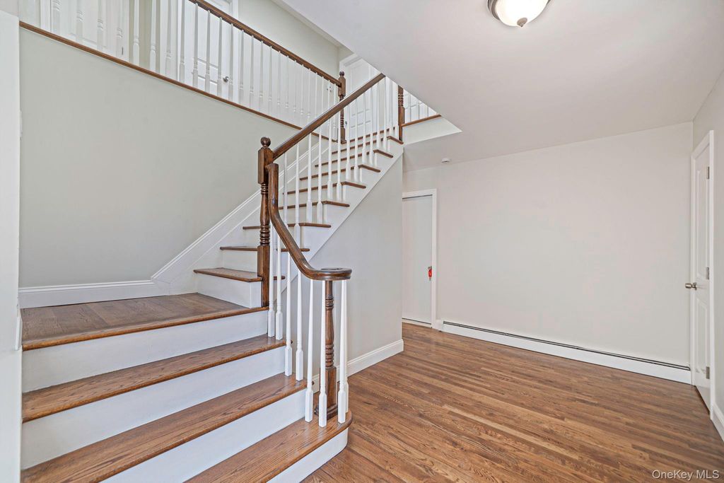 84 Empress Pines Drive, Nesconset, NY 11767 — photo 4