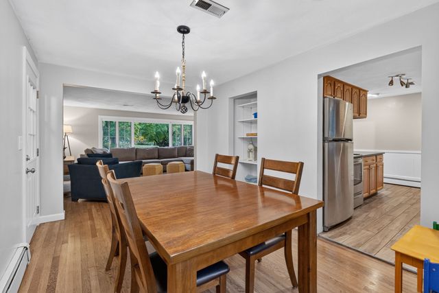 29 Hiram Rd, Framingham, MA 01701