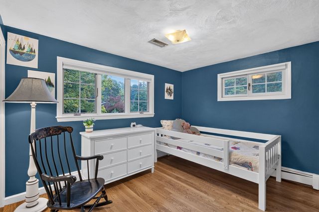 29 Hiram Rd, Framingham, MA 01701