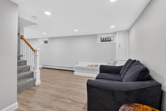 29 Hiram Rd, Framingham, MA 01701