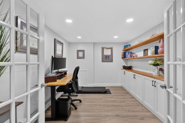 29 Hiram Rd, Framingham, MA 01701