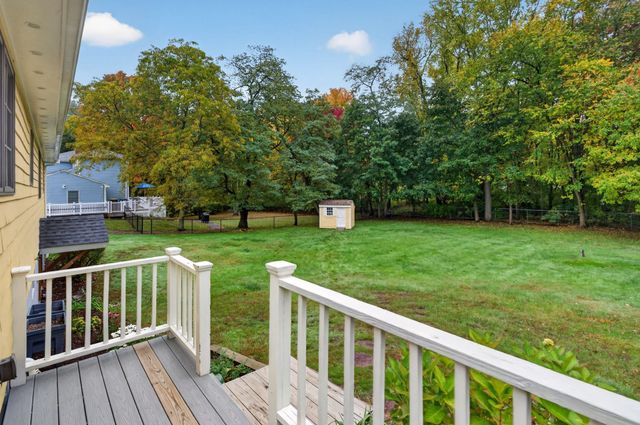 29 Hiram Rd, Framingham, MA 01701