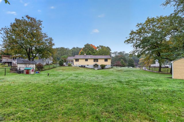 29 Hiram Rd, Framingham, MA 01701