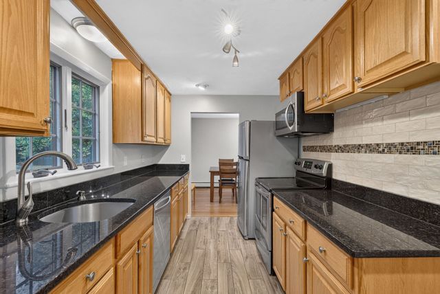 29 Hiram Rd, Framingham, MA 01701