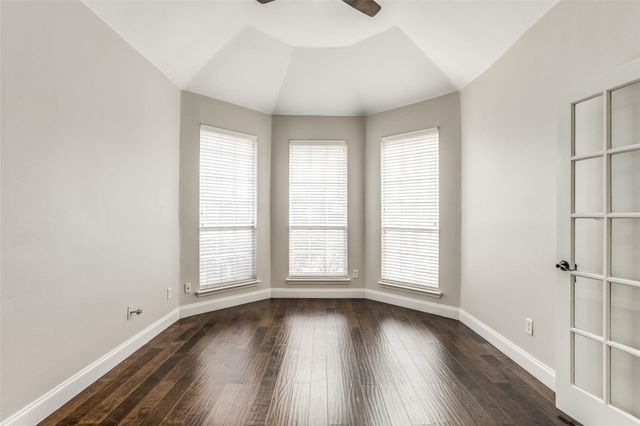 6415 Day Spring Drive, The Colony, TX 75056