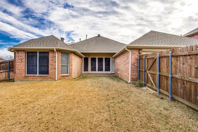 6415 Day Spring Drive, The Colony, TX 75056