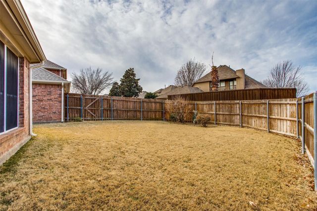 6415 Day Spring Drive, The Colony, TX 75056