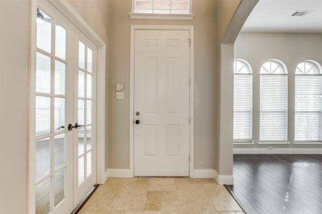 6415 Day Spring Drive, The Colony, TX 75056
