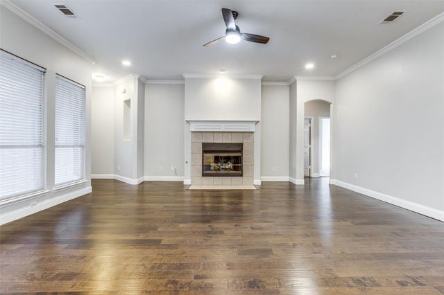 6415 Day Spring Drive, The Colony, TX 75056