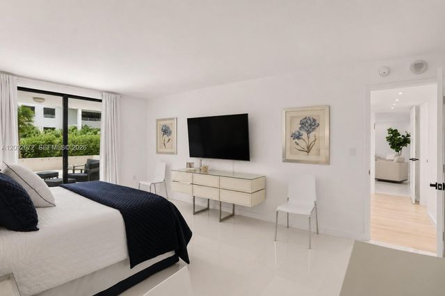 6423 Collins Avenue 203, Miami Beach, FL 33141