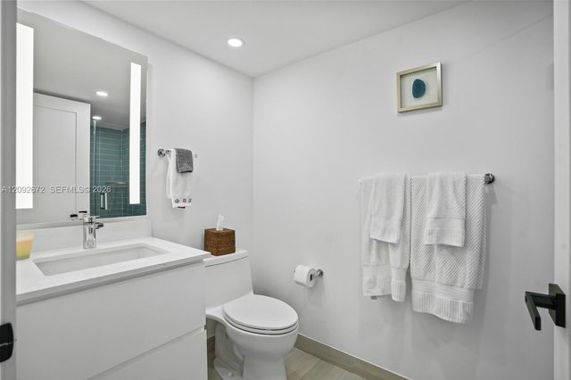 6423 Collins Avenue 203, Miami Beach, FL 33141