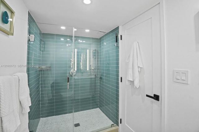 6423 Collins Avenue 203, Miami Beach, FL 33141