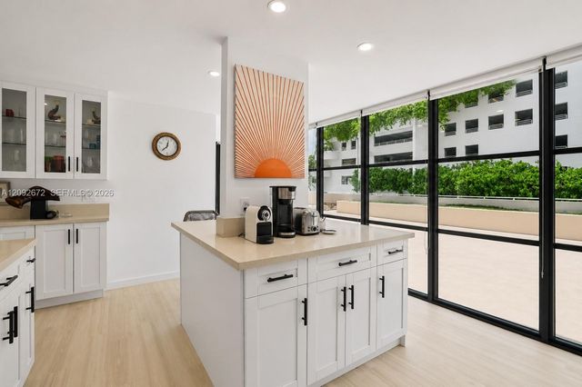 6423 Collins Avenue 203, Miami Beach, FL 33141