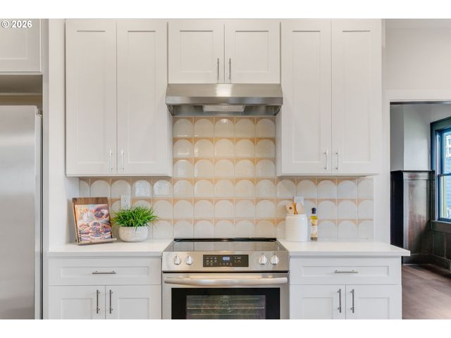 2534 Se 18th Ave 1, Portland, OR 97202