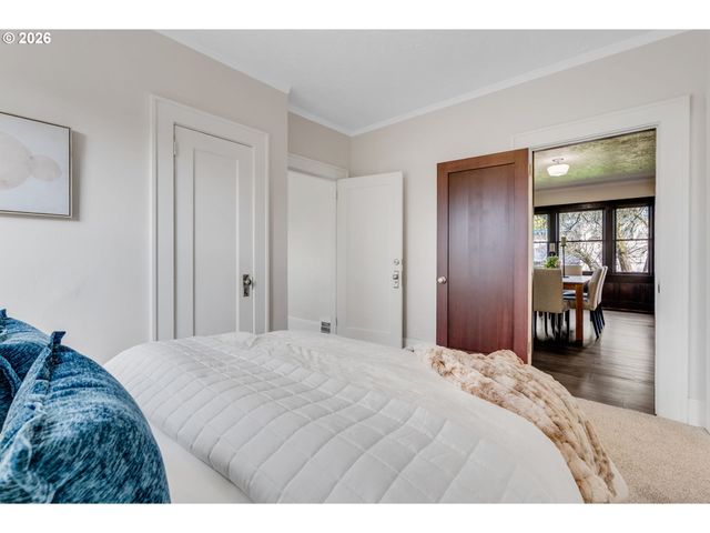 2534 Se 18th Ave 1, Portland, OR 97202