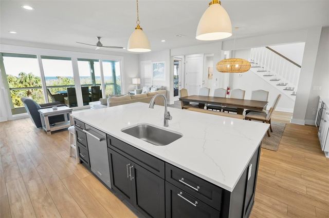 202 Surfview Ln, Palm Coast, FL 32137