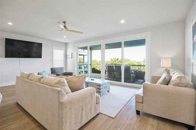 202 Surfview Ln, Palm Coast, FL 32137