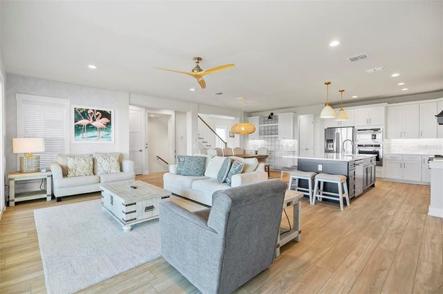 202 Surfview Ln, Palm Coast, FL 32137