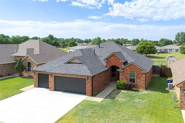 2564 Kadlan Drive, El Reno, OK 73036